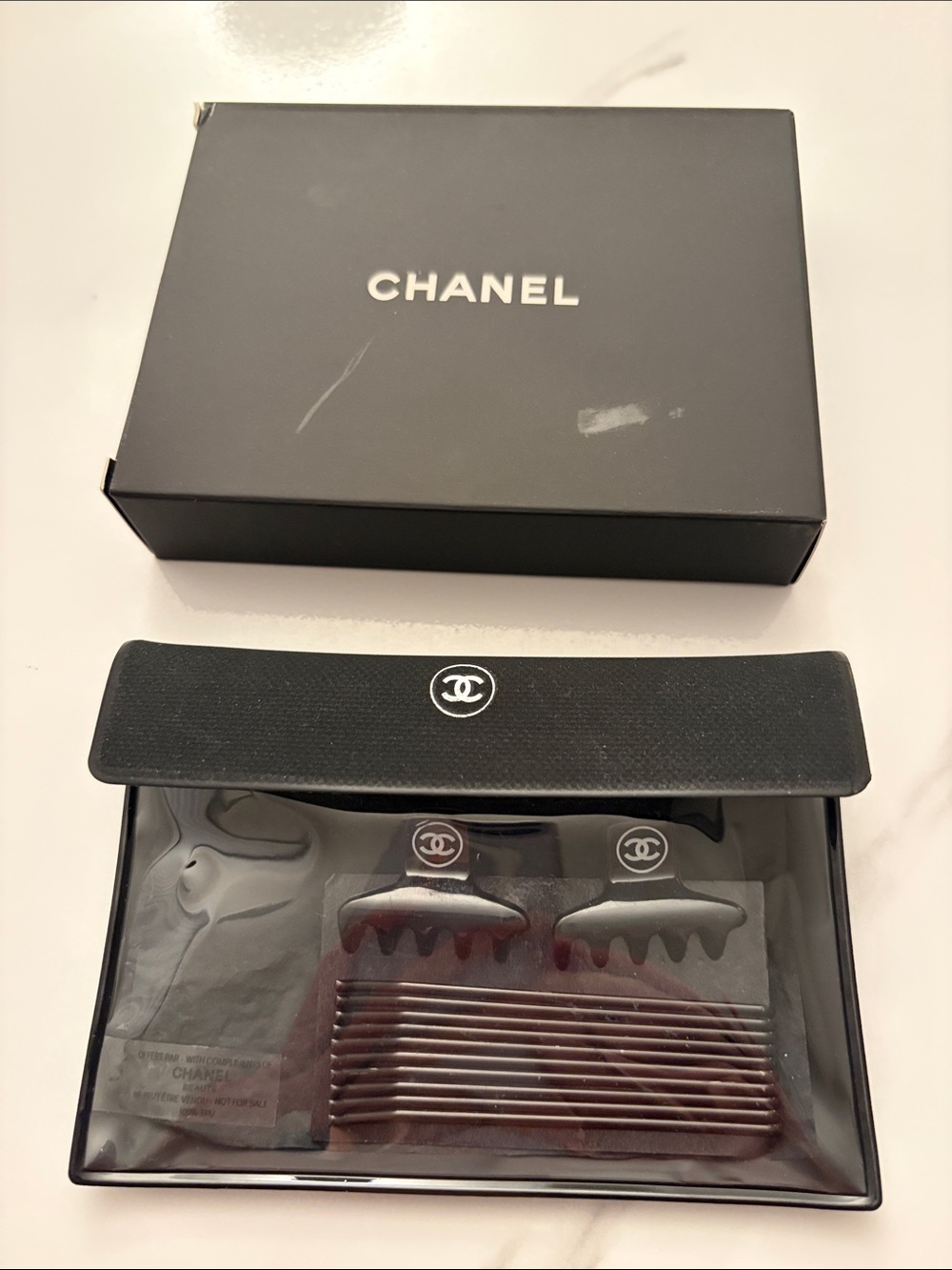 Chanel Hair clip and pin set